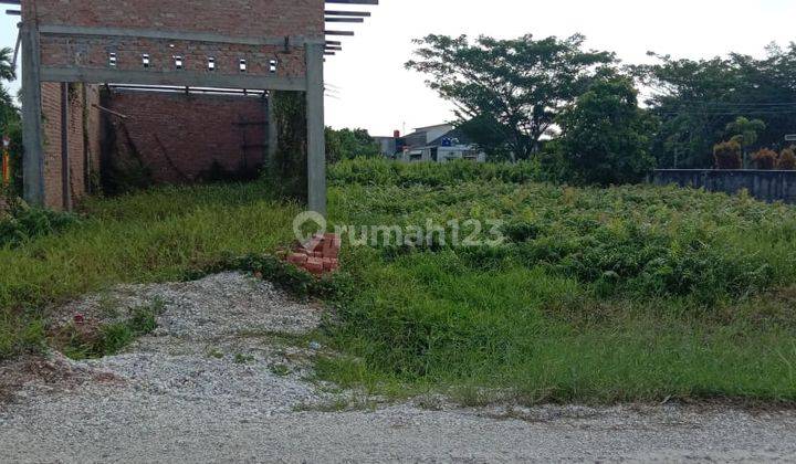 Tanah luas di jalan mustafa yatim sudirman 2