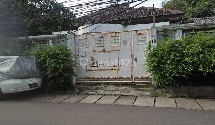 TANAH BESAR DAN BANGUNAN TUA HITUNG TANAH SAJA DI MANGGA BESAR, JAKARTA BARAT