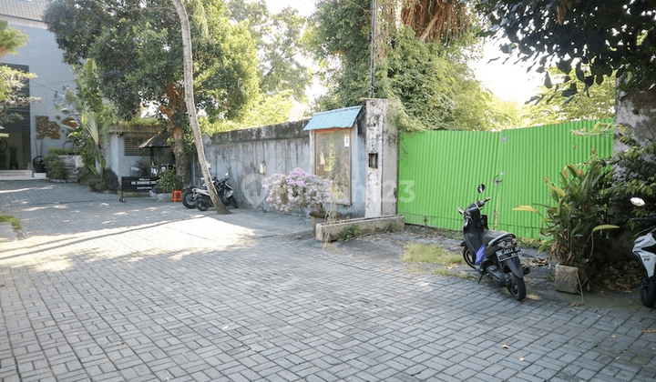 RARE!! WIDE ACCESS!! 10.5 Are Only 150 m from Main Road Seminyak Legian 1