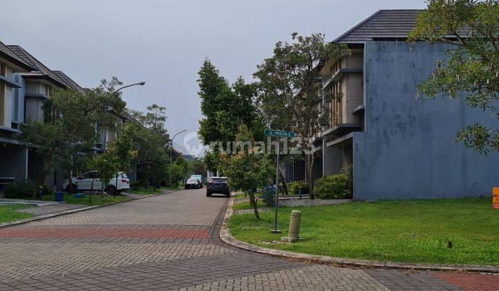 Kavling Hoek Selatan-Timur The Eminent 13jt/m2 2