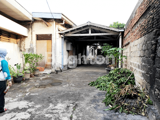 BANGUNAN HITUNG TANAH DI TENDEAN JAKARTA SELATAN 2