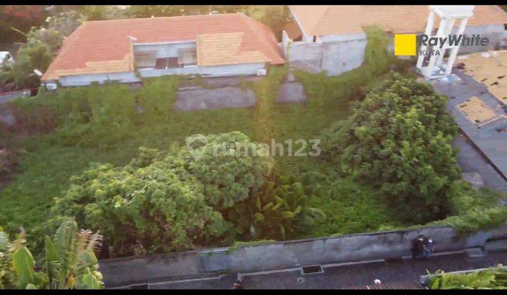 Mumpung Owner Baik Hati..lt 245m2 Prime Yang Langka Di Seminyak Dekat Ke La Favela Hanya 2menit 2