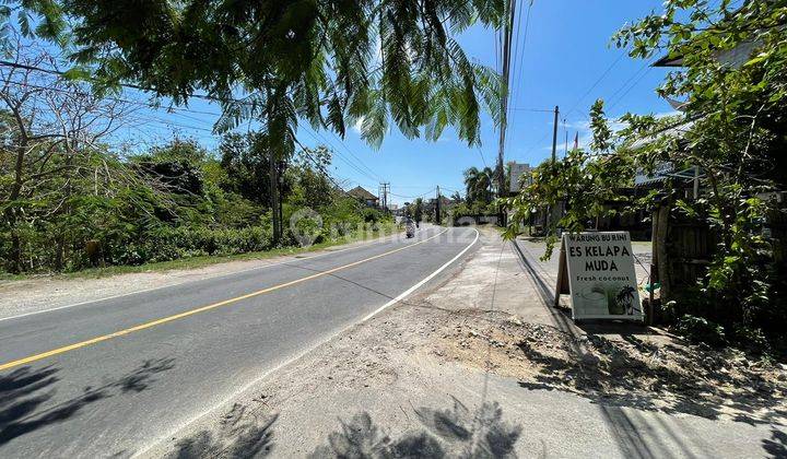 GOOD LAND ON THE SIDE OF ULUWATU MAIN ROAD,, THERE ARE MANY DEVELOPMENTS OF SHOPS AROUND 2