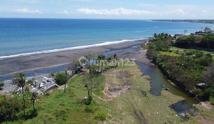 LOS PANTAI dan SUNGAI 2 Hektar di Pantai Tegal Besar, Dekat Gianyar 2