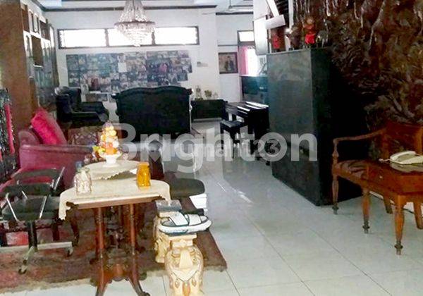 RUMAH TUA HITUNG TANAH DI JALAN KESEHATAN PETOJO JAKARTA PUSAT 2