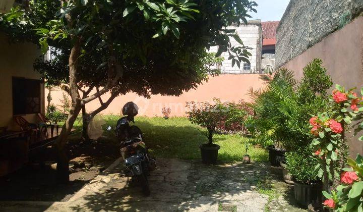 Rumah mungil cocok u/ kontrakan/kos2an/usaha lain nya dkt kampus dan terminal pdk cabe 2