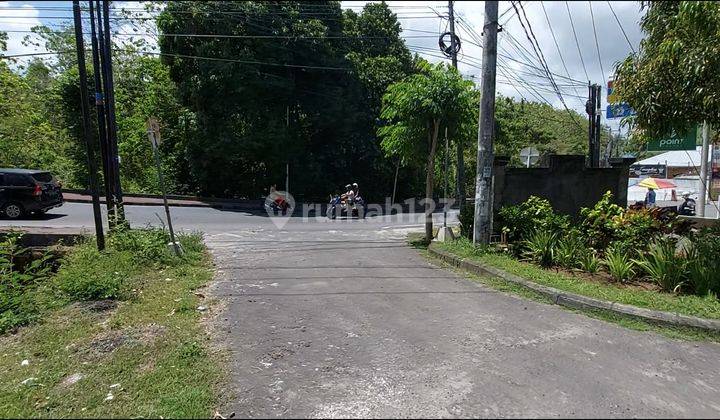 Tanah Bali, Uluwatu dekat Universitas Udayana 2