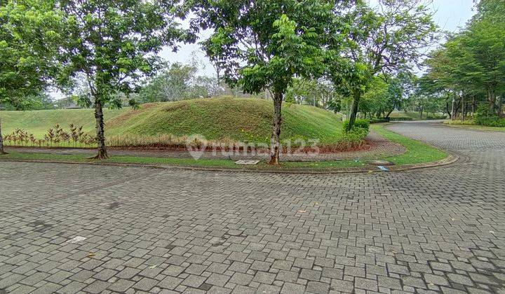 de Park Kavling Hoek Lt 1.126m2 Selatan-Timur 15Juta 1