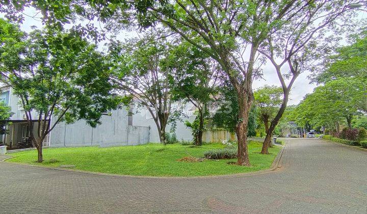 Kavling Foresta Hoek depan Taman Utara-Barat 1