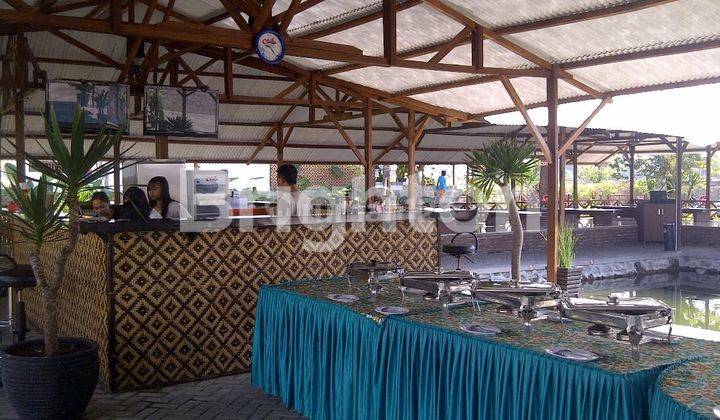 Restoran Dan Kolam Pancing Taman Safari Prigen 2