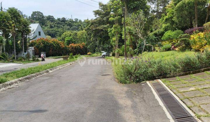 Tanah KompleK Triniti Cihideung Parongpong Hadap Selatan 2