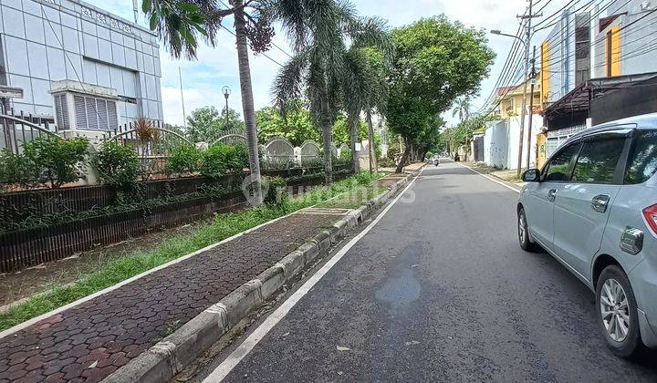 Dijual cepat  tanah ada bangunan rusak 400m,bisa bangun tingkat tinggi peruntukan C1 2