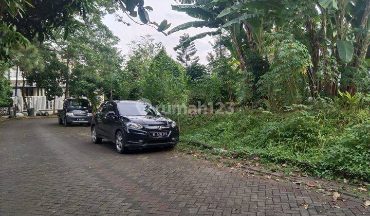 Kavling cantik posisi di huk di Villa Melati Mas 2