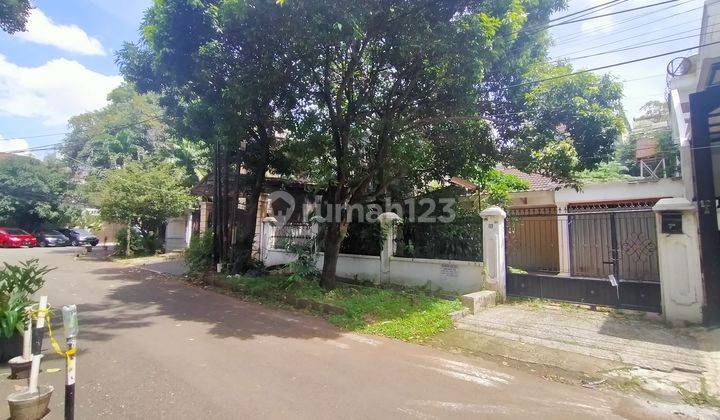 RUMAH TUA HITUNG TANAH DI JALAN RAJASA 2