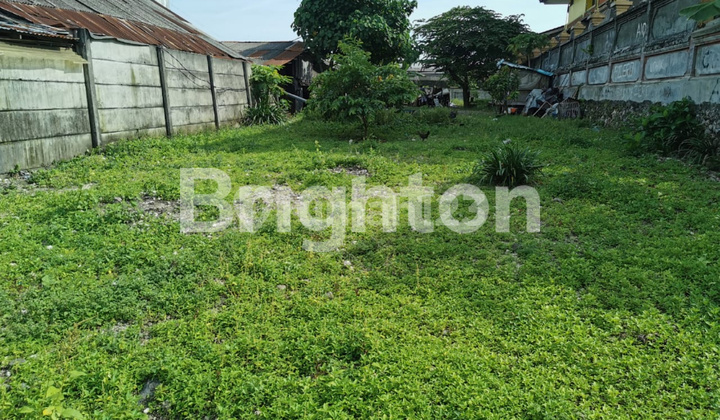 Prime Land on West Gatsu Main Road Prime Land on West Gatsu Main Road