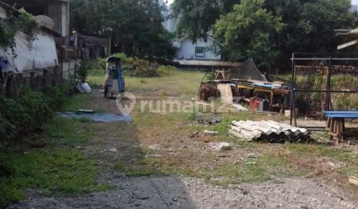 STRATEGIC LAND Jl. Woltermonginsidi, South Jakarta STRATEGIC LAND Jl. Woltermonginsidi, South Jakarta