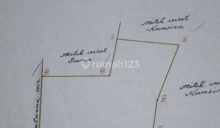 Tanah Hoek Strategis di Pusat Keramaian Kabupaten Sumber Cocok untuk Swalayan dan Hypermarket 1