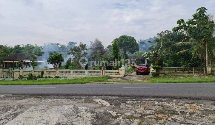 Rumah hitung tanah pinggir jalan tawanmangu 1