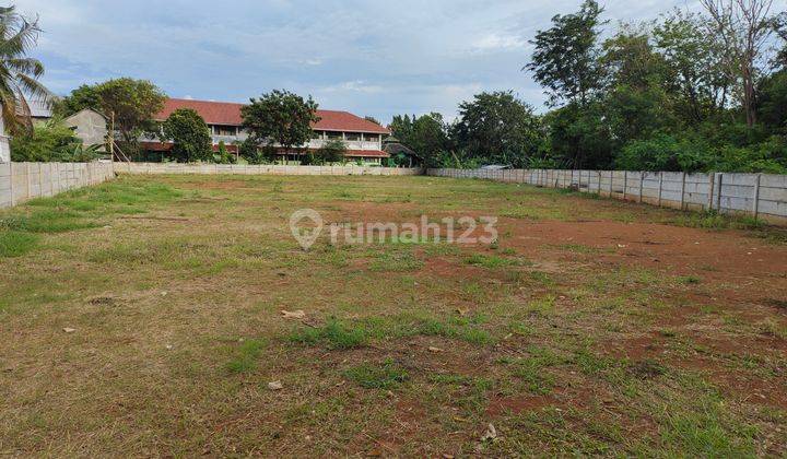 Tanah kotak di jalan besar Pulogebang, Jakarta timur 1