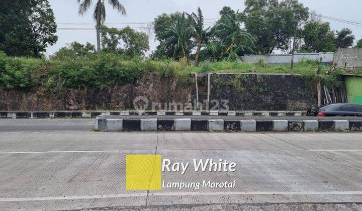 Tanah Komersil  Terletak di area Pelabuhan Bakau Heni View Laut Pelabuhan Bakauheni  Sangat cocok utk Hotel Resort Menara Siger 2