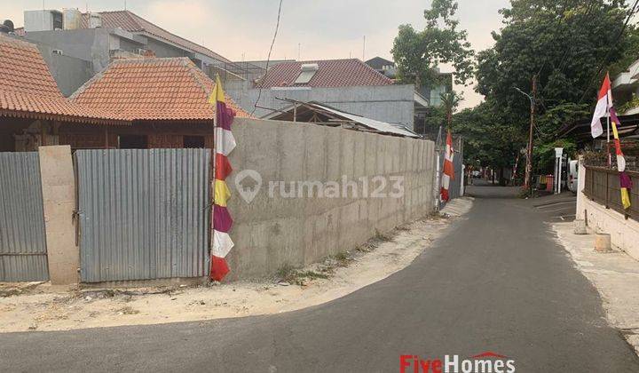 Tanah posisi hoek di senopati dekat scbd 1