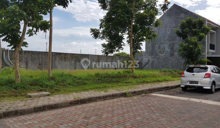 Tanah Kavling Bagus di Cluster Elite dekat Colomadu 1