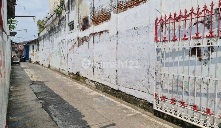 Rumah Hitung Tanah Dekat Jalan Re Martadinata Solo 2