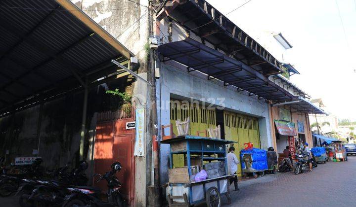 Bangunan gudang bonus di jual tanah kosong di Malioboro 2