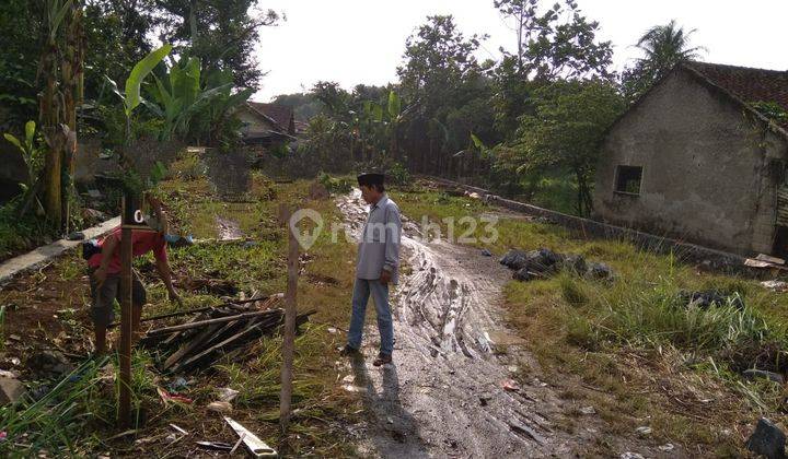 Lahan tanah buat usaha jalan raya cisauk 2