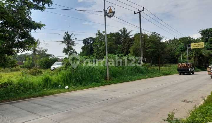 Lahan Strategis Petir Curug Nempel Jalan