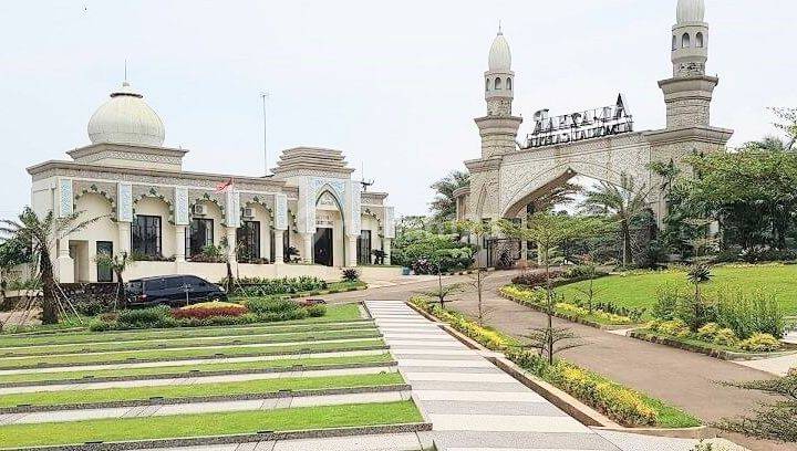 Al Azhar Memorial Garden 2