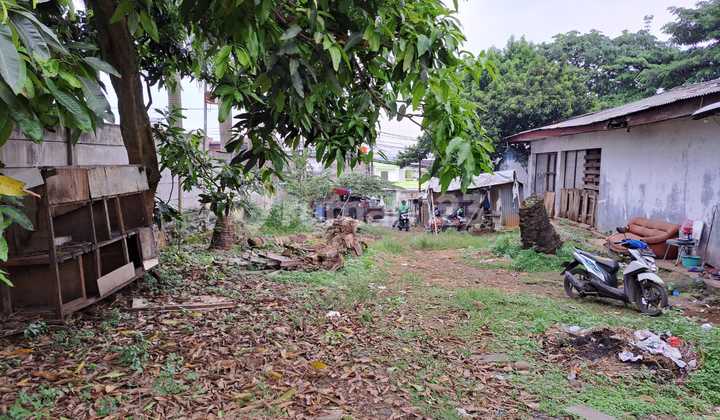 Tanah Kotak di pinggir jalan raya Tole Iskandar Depok, Lokasi Strategis harga NJOP 2