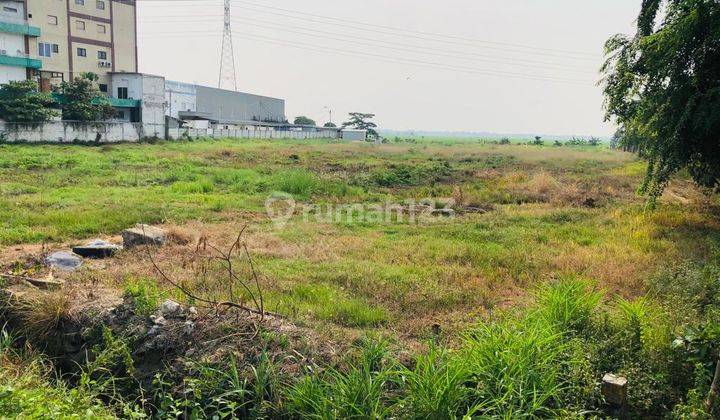 Kavling Tanah Sawah  di Karawang Barat. Luas 11 m2, SHM 2