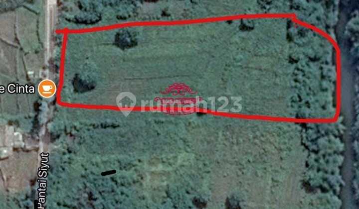 Land for Sale at Siyut Beach Location