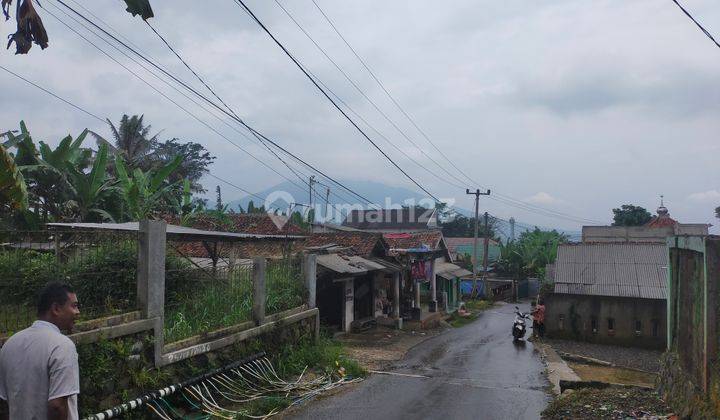 Tanah murah untuk investasi atau berkebun atau cafe Lokasi sangat strategis sudah dipagar keliling DiCimande/Caringin  1