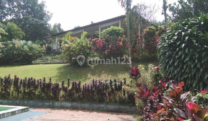 JUAL CEPAT VILLA MURAH DI MEGAMENDUNG 2