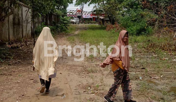 TANAH LUAS DIPINGGIR JALAN BESAR Dekat pasar tradisional 2