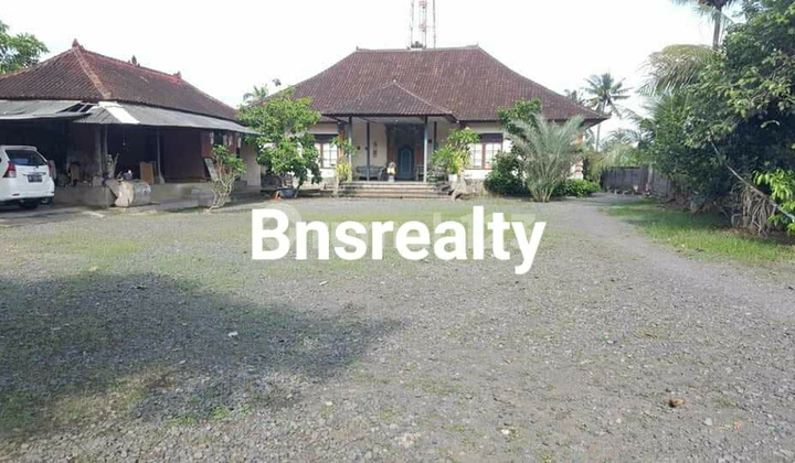 Land Location Kemenuh