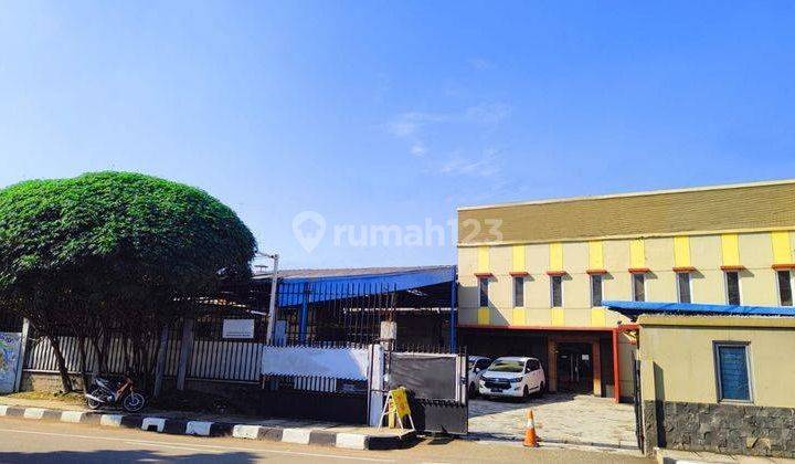 Dijual Tanah Bonus Bangunan Workshop, Kantor Dan Gudang Di Kebon Jeruk 1