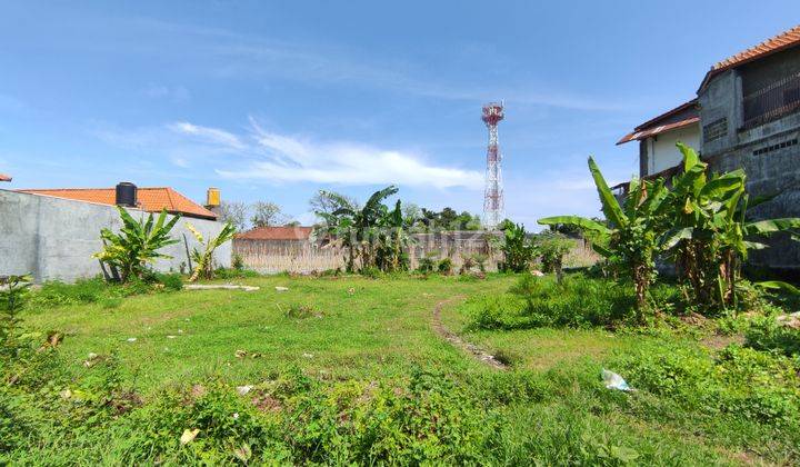 STRATEGIC LOCATION FREEHOLD LAND  IN LOVINA 1