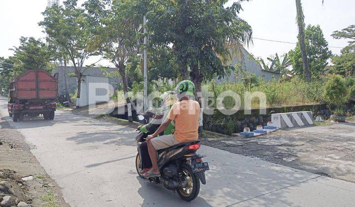 TANAH SUDAH URUK TINGGI SIAP BANGUN JALAN RAYA DEKAT WOLTER MONGINSIDI 1