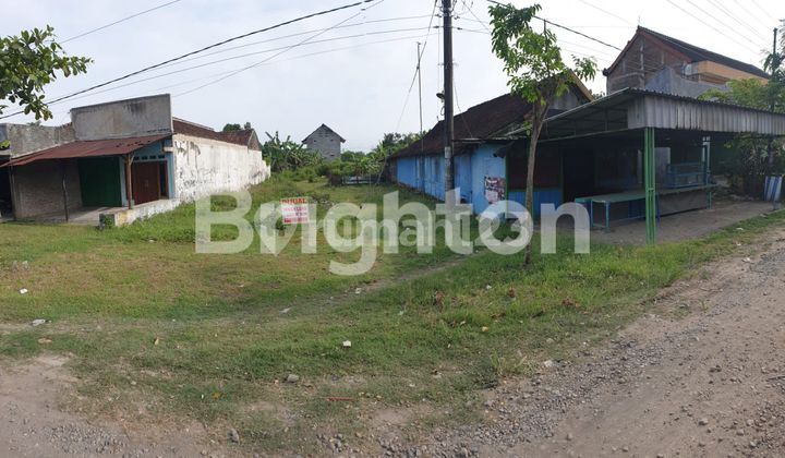LAND READY FOR BUILDING IN CARUBAN MADIUN LAND READY FOR BUILDING IN CARUBAN MADIUN