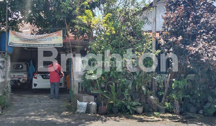 TANAH BONUS BANGUNAN DI JEBRES DEKAT KAMPUS UNS SOLO 2