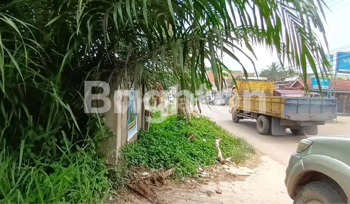 LOKASI HOOK SIMPANG 4 PINGGIR JALAN AS