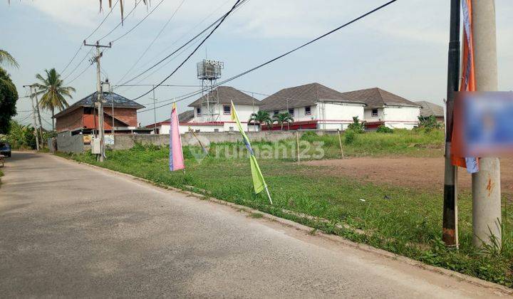 Tanah Jalan Lingkar Selatan Km 2 Dilalui Banyak Kendaraan 1