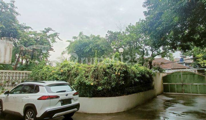 Rumah lama hitung tanah di kemang