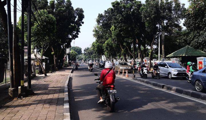 Tanah Lokasi Strategis Pinggir Jalan Raya Dekat Akses Tol Simatupang  2