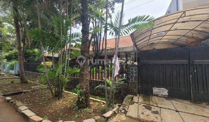 Rumah tua hitung tanah di kebayoran baru 1