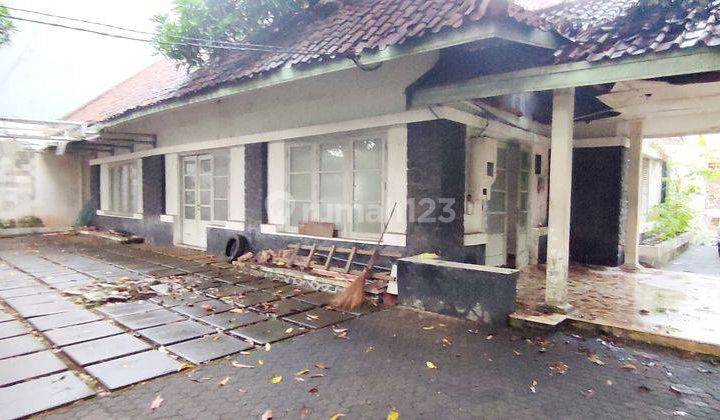 Rumah tua hitung tanah di kawasan menteng 1