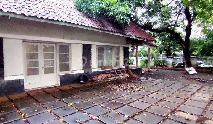 Rumah tua hitung tanah di kawasan menteng 2